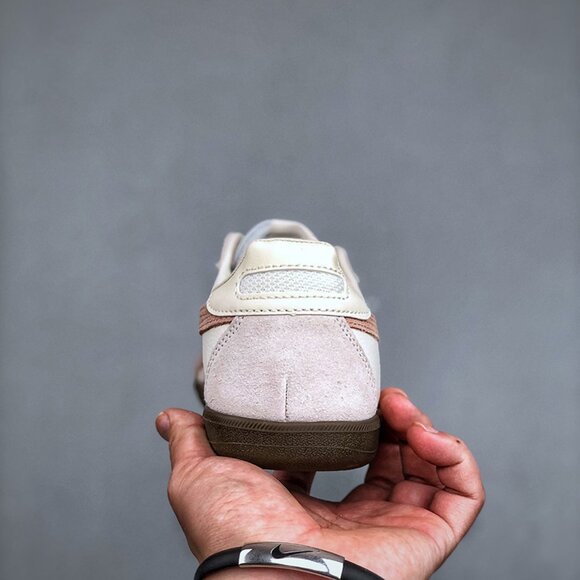 Onitsuka Tiger Mexico 66 Cream Leather Sneakers - Picture 7 of 9